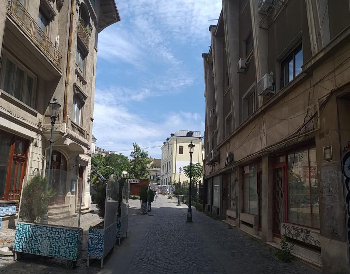 Nice Studio In Old Town Bucureşti Ngoại thất bức ảnh