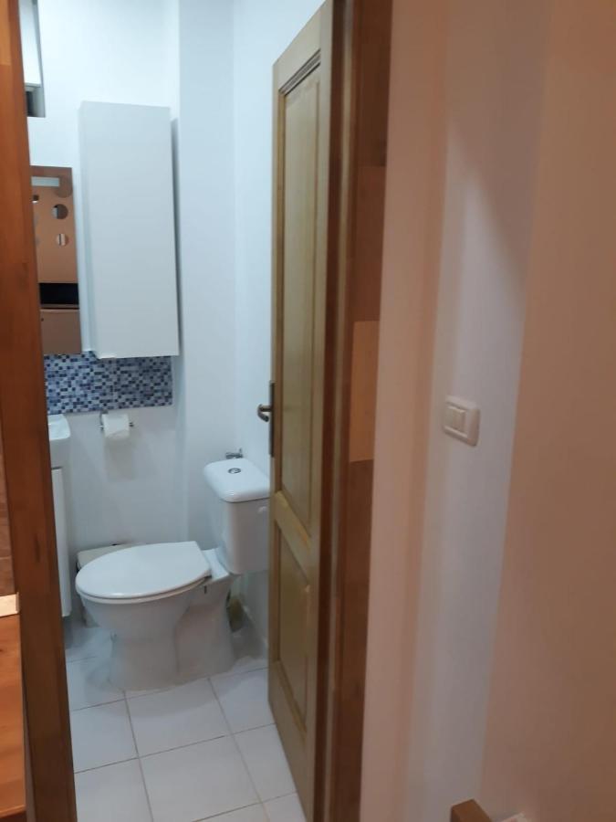 Nice Studio In Old Town Bucureşti Ngoại thất bức ảnh