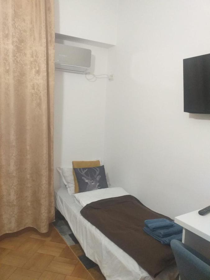 Nice Studio In Old Town Bucureşti Ngoại thất bức ảnh