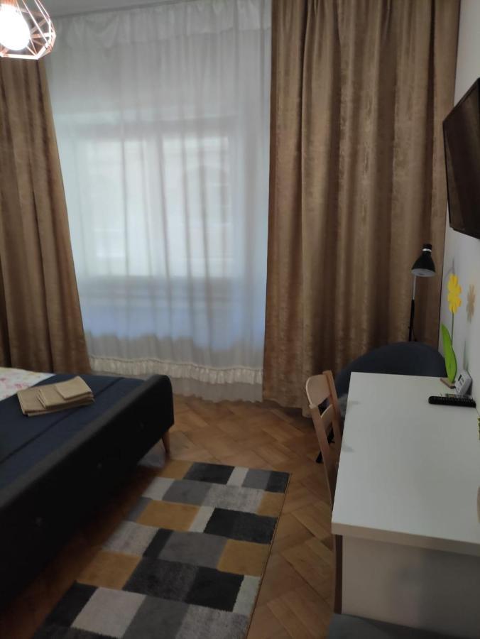 Nice Studio In Old Town Bucureşti Ngoại thất bức ảnh