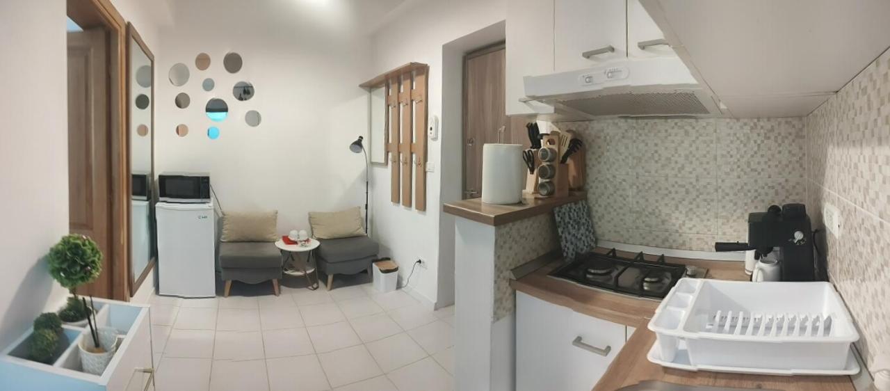 Nice Studio In Old Town Bucureşti Ngoại thất bức ảnh